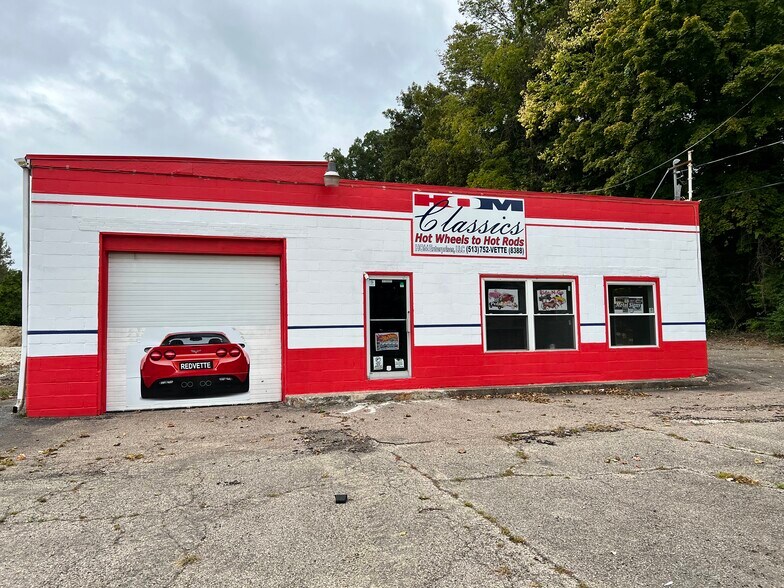 82 E Main St, Amelia, OH 45102 Auto Repair For Sale