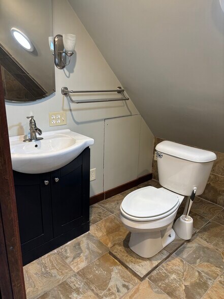 More Photos Of 163 S 17th St, Columbus Multifamily For Sale