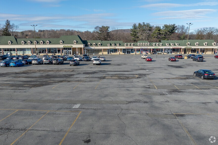 More Photos Of 426-436 Blooming Grove Tpke, New Windsor Township Unknown For Lease