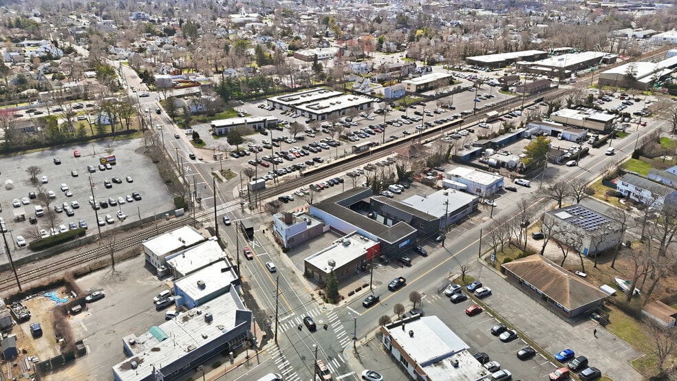 More Photos Of 384 Moffitt Blvd, Islip Warehouse For Sale