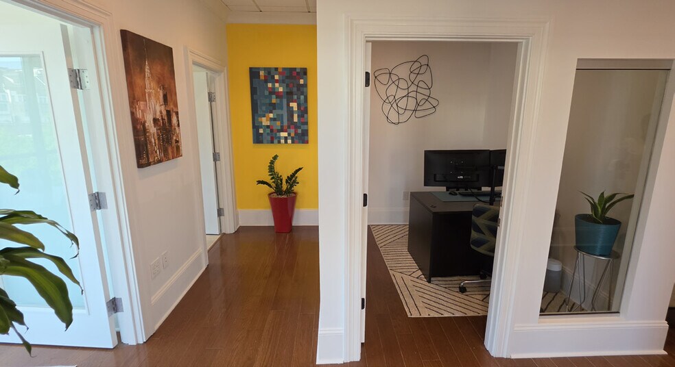 More Photos Of 3621 Vinings Slope SE, Atlanta Loft Creative Space For Sale