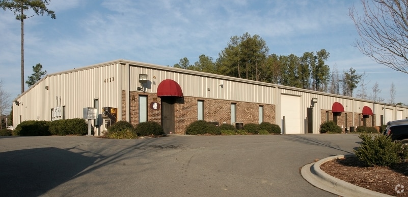 Primary Photo Of 4122 B Bennett Memorial Rd, Durham Flex For Lease