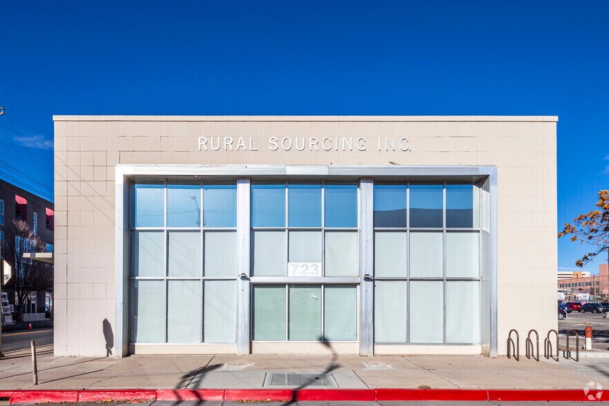 More Photos Of 723 Silver Ave SW, Albuquerque Storefront Retail Office For Lease