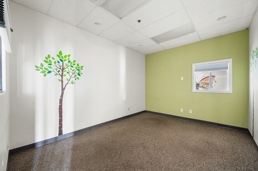 More Photos Of 371 Garden St, Prescott Storefront Retail Office For Sale