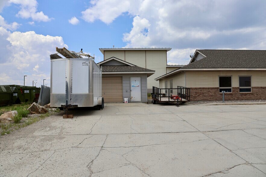 More Photos Of 120 Cole Ave, Pinedale Office For Sale