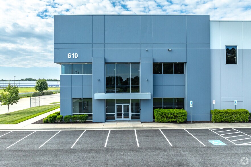 More Photos Of 610 Chelsea Rd, Aberdeen Warehouse For Lease