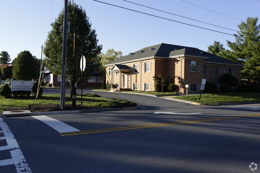 More Photos Of 1400 Amherst, Winchester Medical For Lease