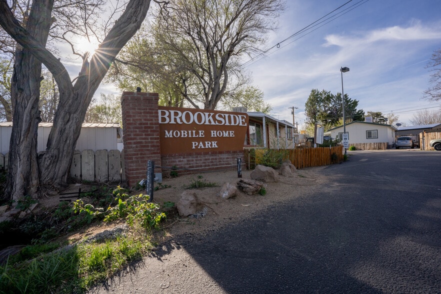 More Photos Of 85 Schoeber Ln, Bishop Manufactured Housing Mobile Home Park For Sale