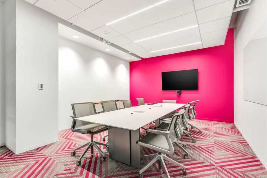More Photos Of 4075 Wilson Blvd, Arlington Coworking Space