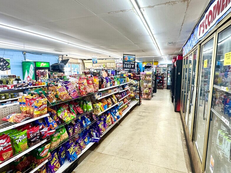 More Photos Of 4500 Monroe Hwy, Watkinsville Service Station For Sale
