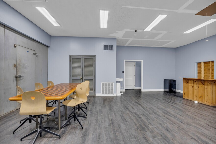 More Photos Of 252 Komplex Dr, Carnesville Warehouse For Sale