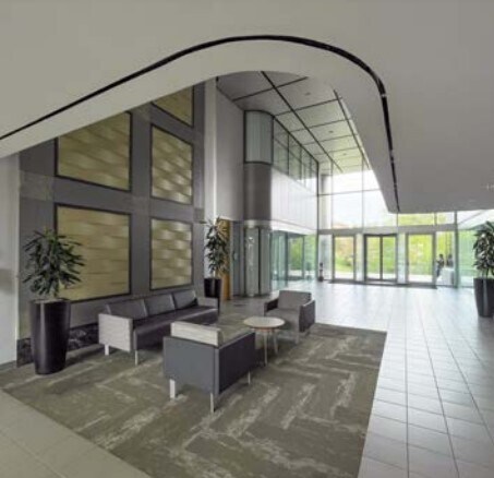 More Photos Of 5420 W Southern Ave, Indianapolis Office For Sale