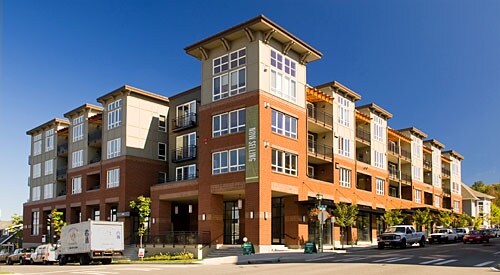 More Photos Of 1886 25th Ave NE, Issaquah Apartments For Sale