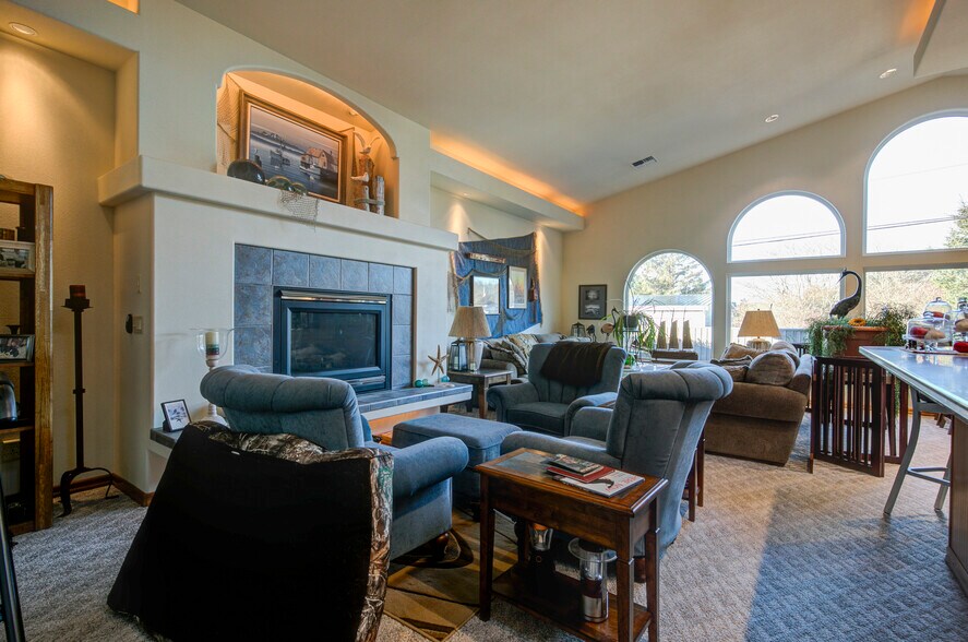 More Photos Of 857 Point Brown Ave NW, Ocean Shores Restaurant For Sale