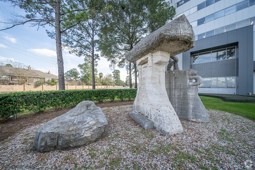 More Photos Of 14405 Walters Rd, Houston Office For Lease