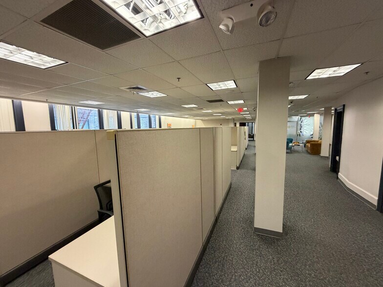 More Photos Of 132 Grand St, Waterbury Office For Lease