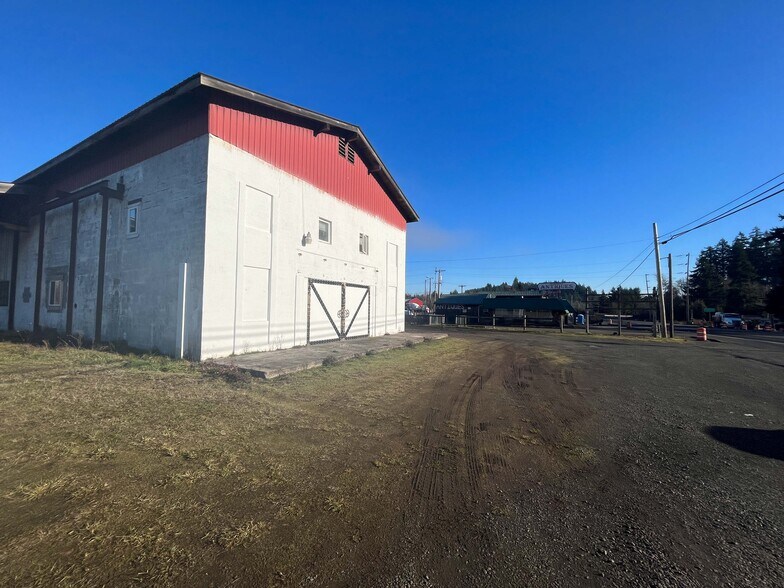 More Photos Of 28425 Salmon River Hwy, Grand Ronde Service For Lease