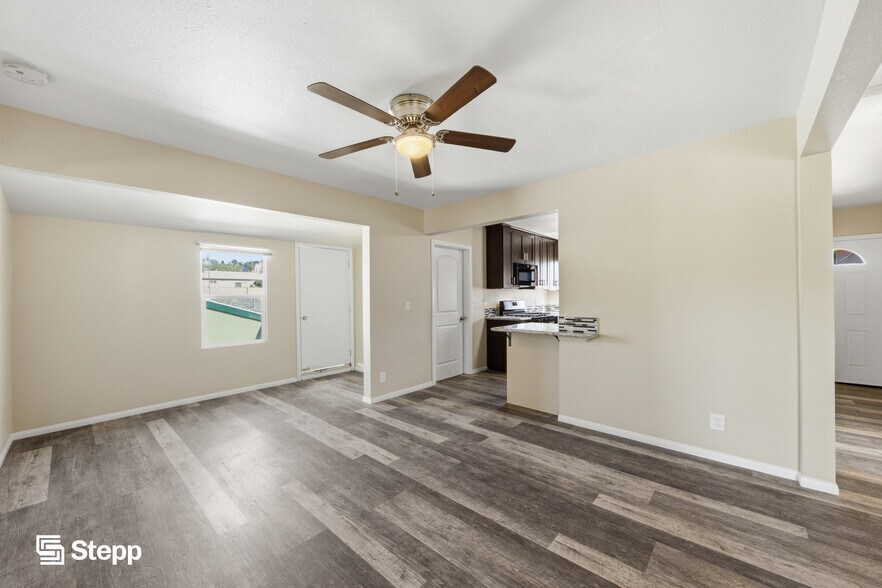 More Photos Of 1817 Stanley Ave, Signal Hill Apartments For Sale