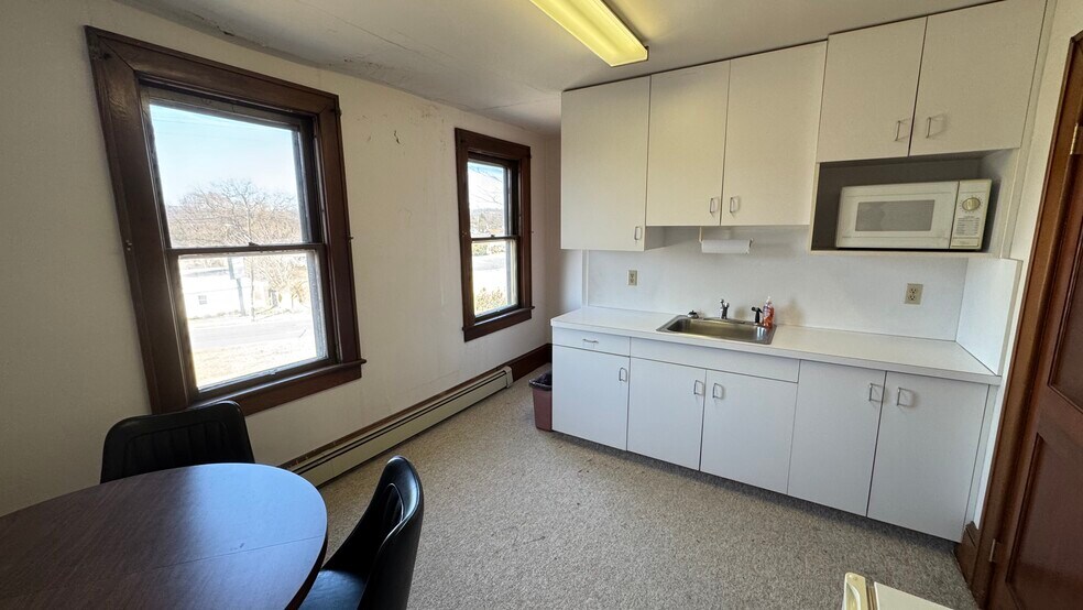 More Photos Of 522 Memorial Pky, Phillipsburg Office Residential For Sale