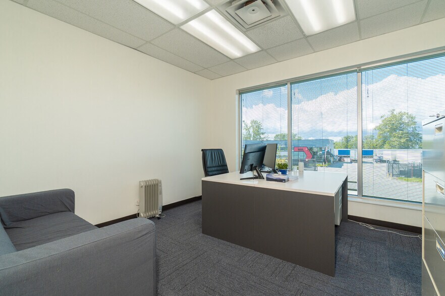 More Photos Of 1638 Foster's Way, Delta Warehouse For Lease