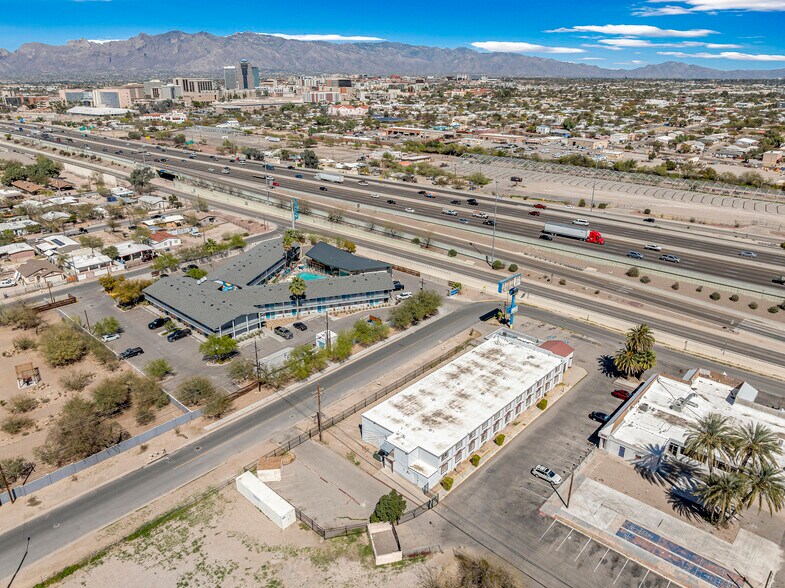 More Photos Of 1000 S Freeway, Tucson Rehabilitation Center For Lease