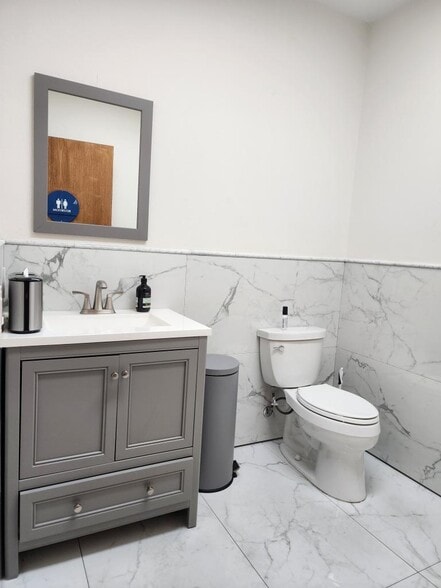 More Photos Of 909 S Cucamonga Ave, Ontario Warehouse For Sale