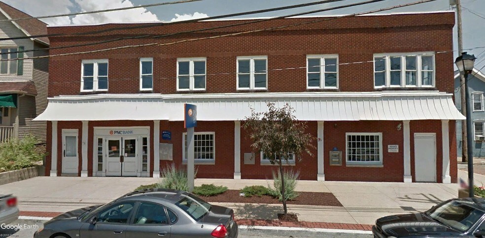 Primary Photo Of 223 Independence St, Perryopolis Bank For Lease