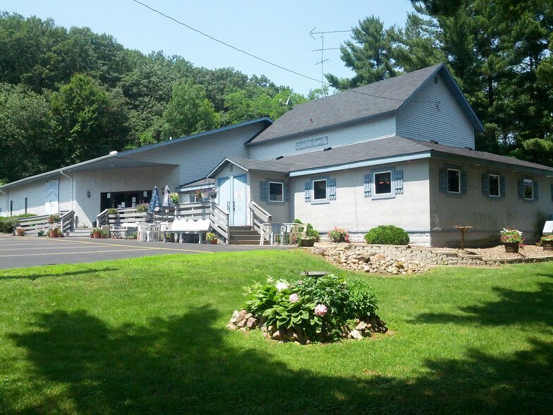 More Photos Of N9581 US Highway 12, Merrillan Restaurant For Sale