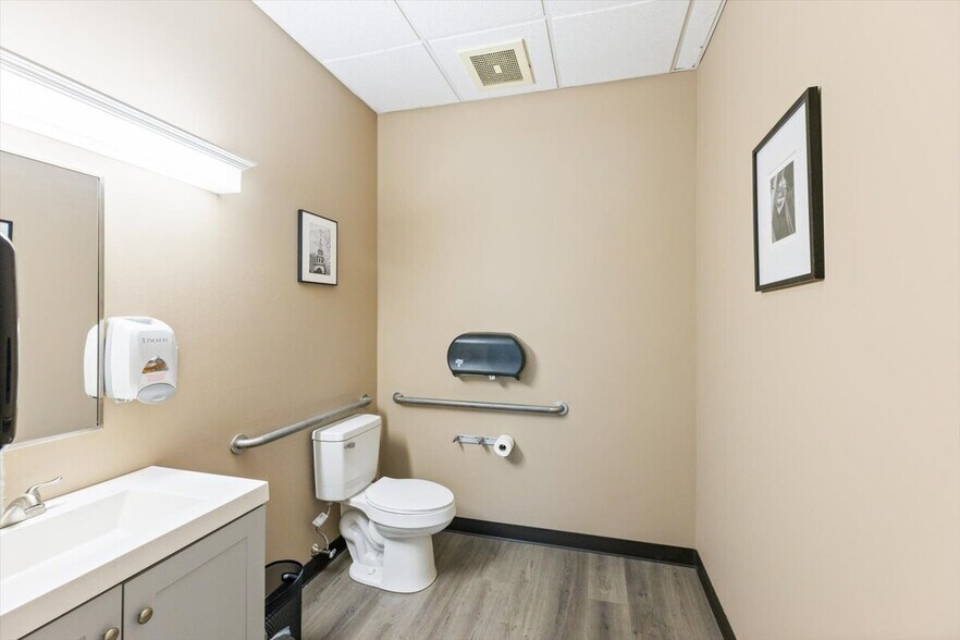 More Photos Of 457 Route 123, Sharon Freestanding For Lease