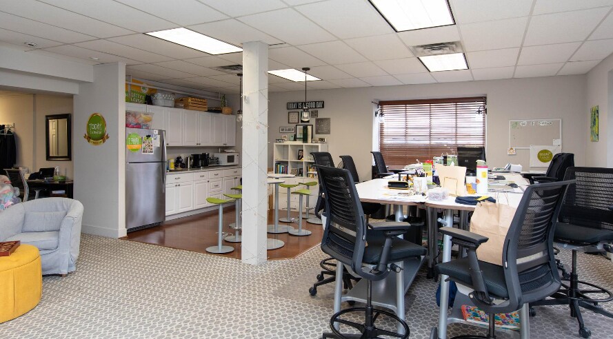 More Photos Of 1511 Bethlehem Pike, Flourtown Storefront Retail Residential For Sale