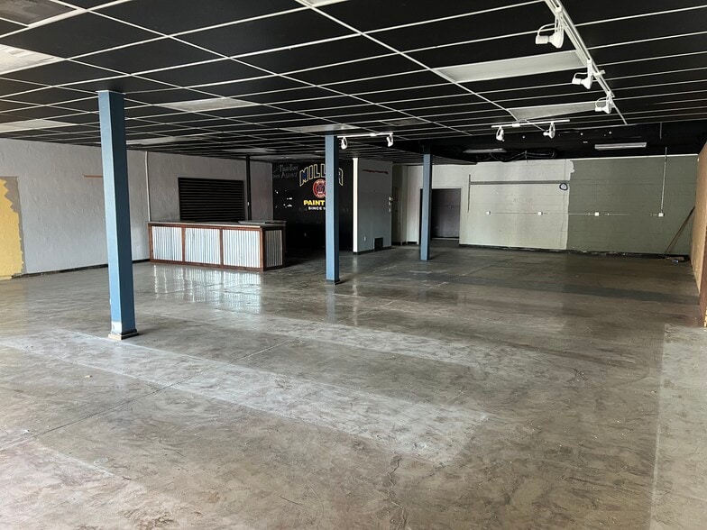 More Photos Of 1350 Pacific Blvd SE, Albany Freestanding For Sale