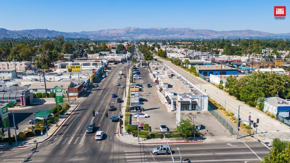 More Photos Of 21355 Sherman Way, Canoga Park Storefront For Lease