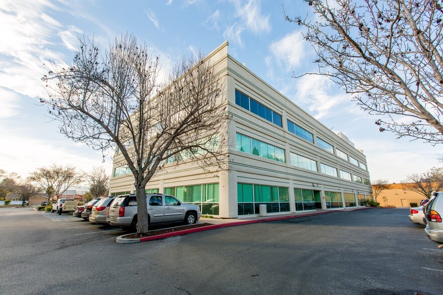 More Photos Of 393 Blossom Hill Rd, San Jose Medical For Lease