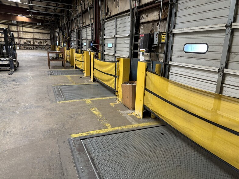 More Photos Of 2212 Randolph Rd, Shelby Industrial For Lease