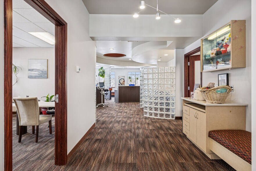 More Photos Of 3340 Sherman Ct, Eagan Medical For Sale