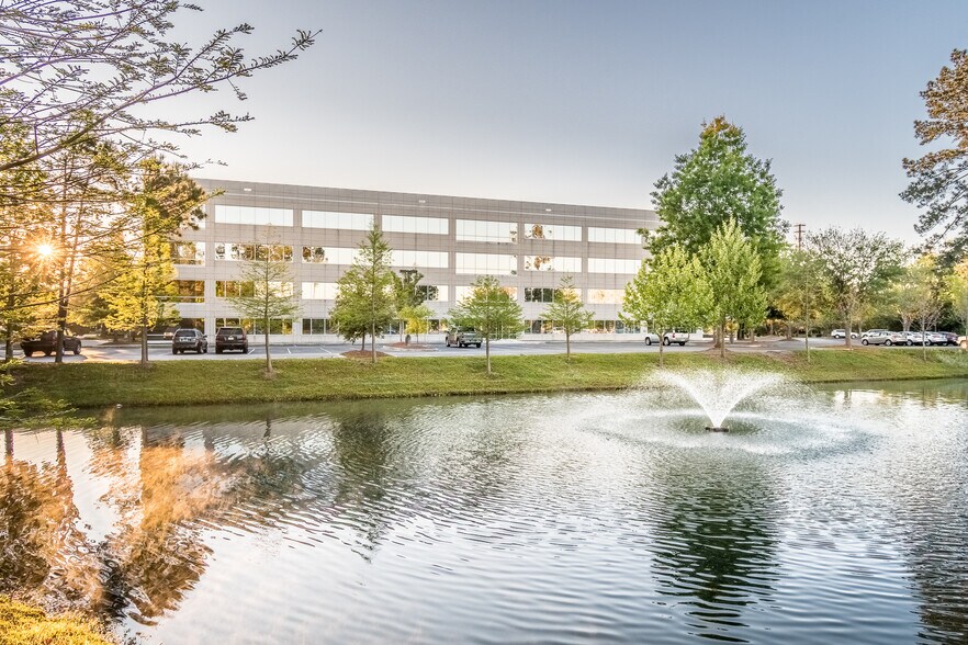 More Photos Of 4000 Faber Place Dr, North Charleston Office For Lease