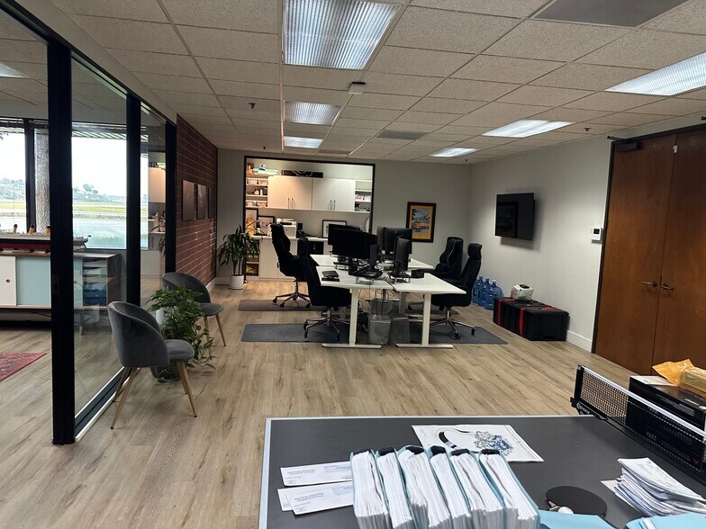 More Photos Of 2280 N University Dr, Newport Beach Office For Lease