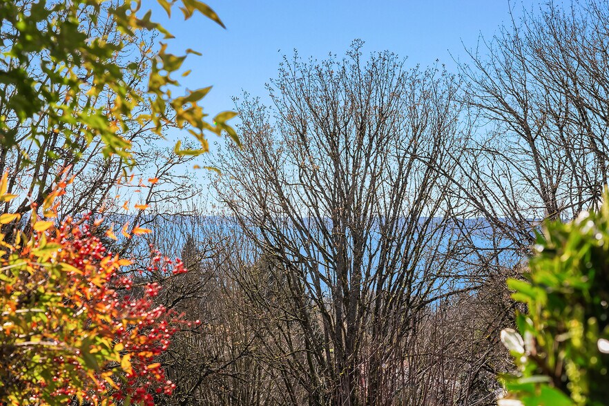 More Photos Of 28426 16th Ave S, Federal Way Apartments For Sale