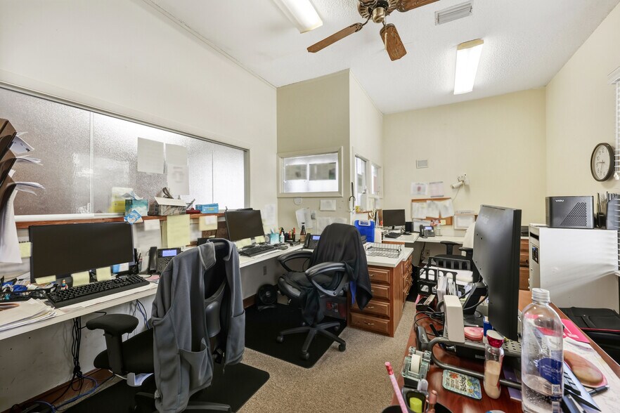 More Photos Of 2585 Herschel St, Jacksonville Office For Sale