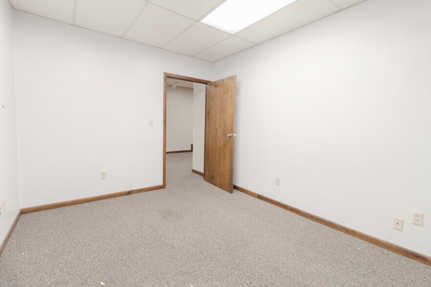 More Photos Of 1006 Harrison City Export Rd, Harrison City Office For Lease