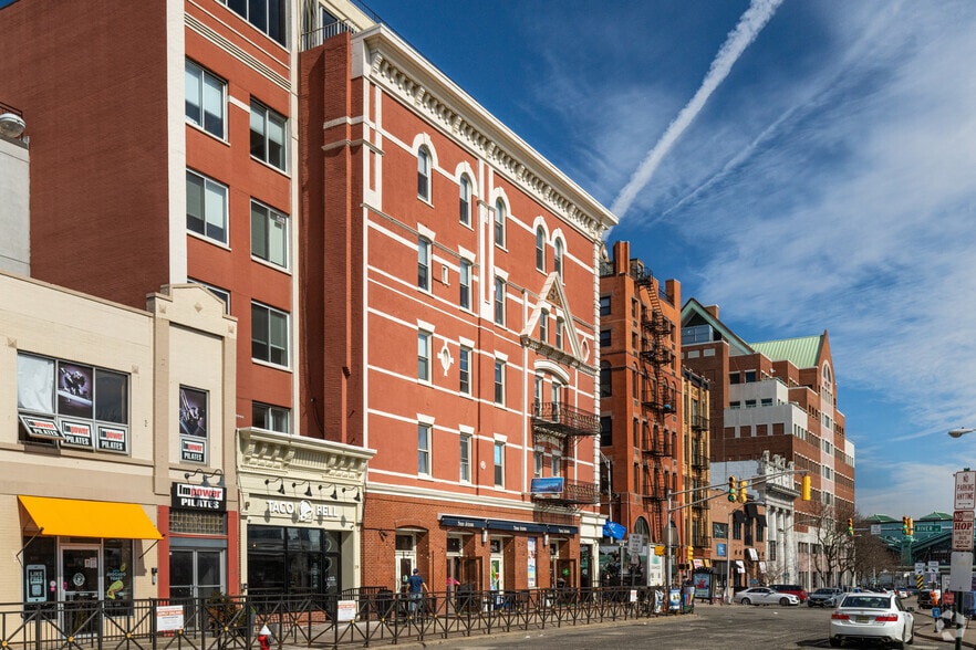 More Photos Of 80 River St, Hoboken Office For Lease