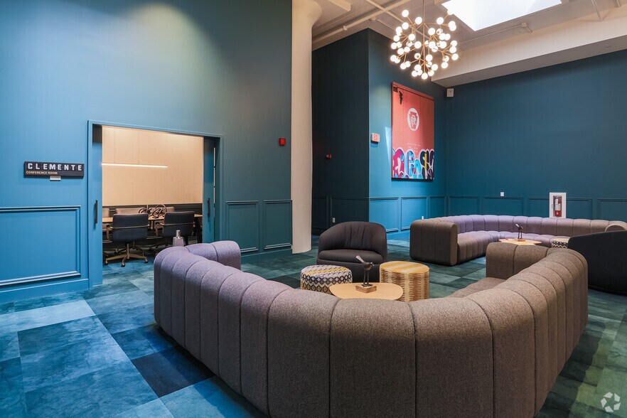 More Photos Of 615 First Ave, Pittsburgh Apartments For Lease