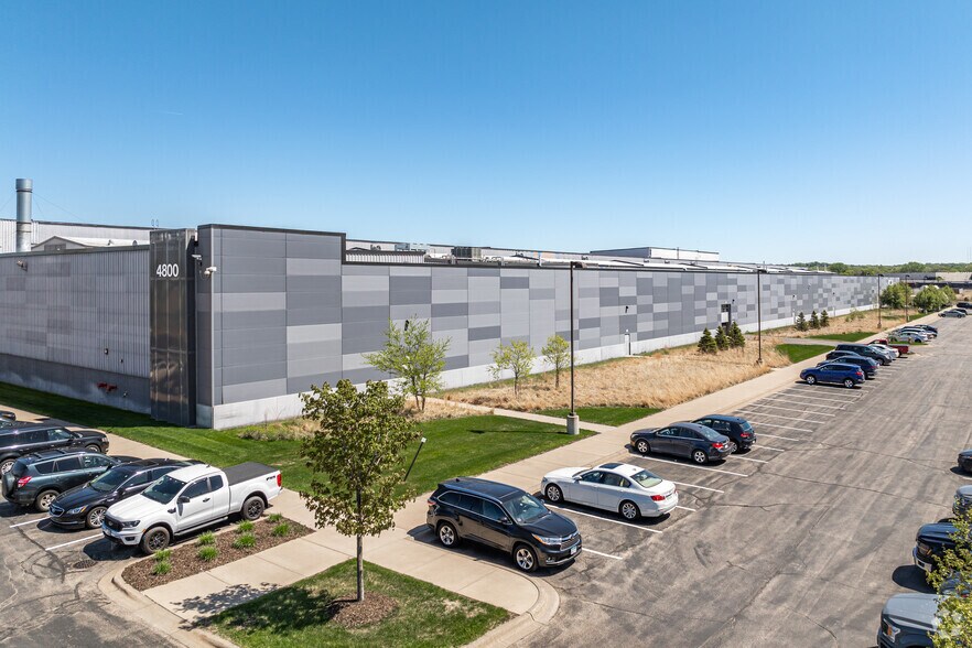 More Photos Of 4800 E River Rd, Fridley Manufacturing For Sale