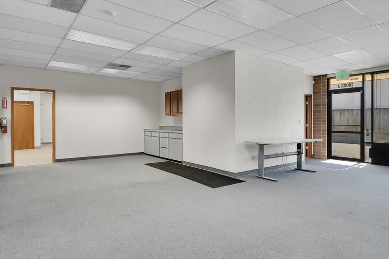 More Photos Of 18023 Highway 99, Lynnwood Office For Lease