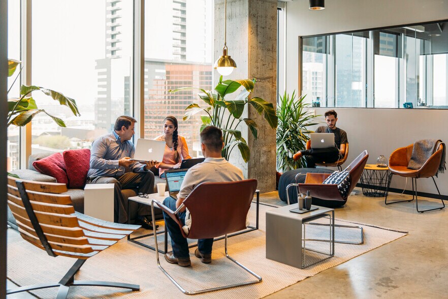 More Photos Of 823 Congress Ave, Austin Office For Lease