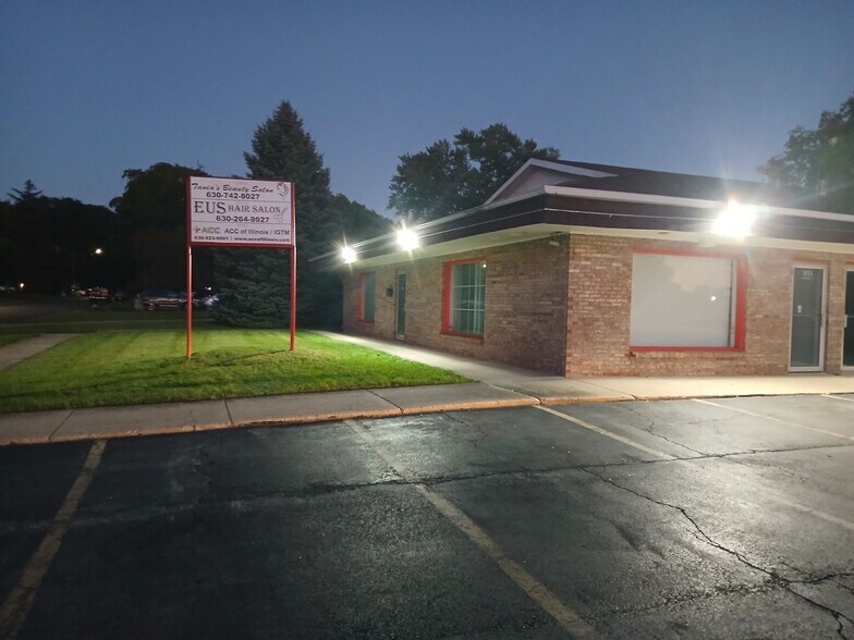 More Photos Of 853 N Highland Ave, Aurora Office For Sale
