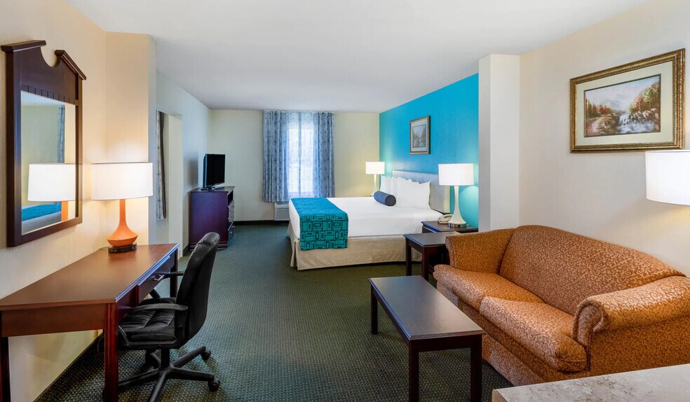 More Photos Of 105 Lamar St, Houma Hotel For Sale