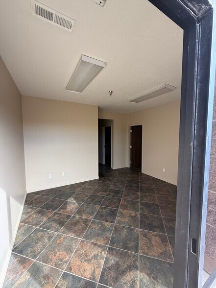 More Photos Of 457 N Old Highway 91, Hurricane Industrial For Lease