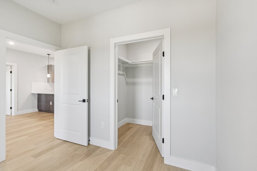More Photos Of 34-40 Hudson St, Newark Apartments For Lease