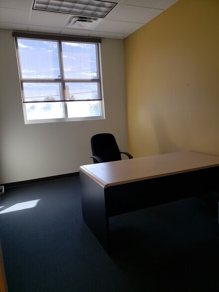 More Photos Of 4017 W Dr Martin Luther King Jr Blvd, Tampa Office For Sale